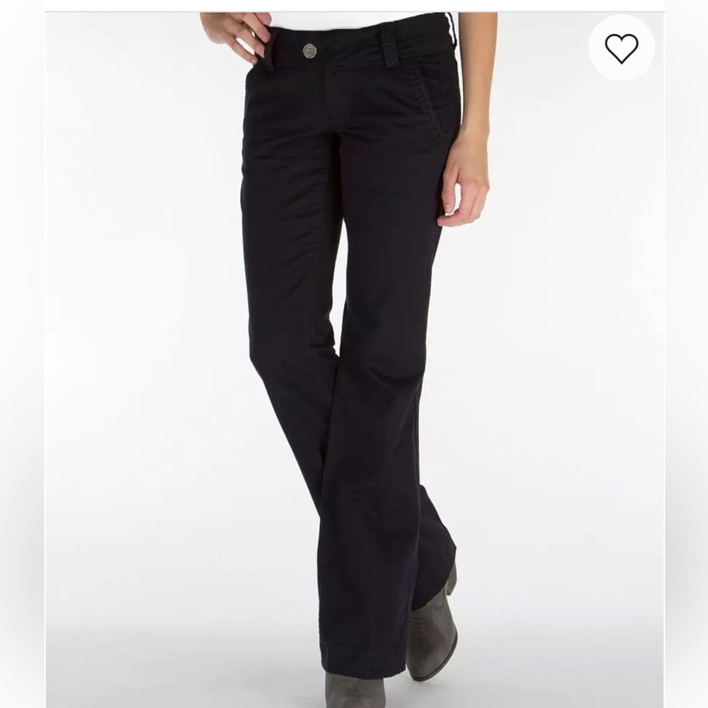 BKE Casuals Pants Mollie Bootcut Size 32